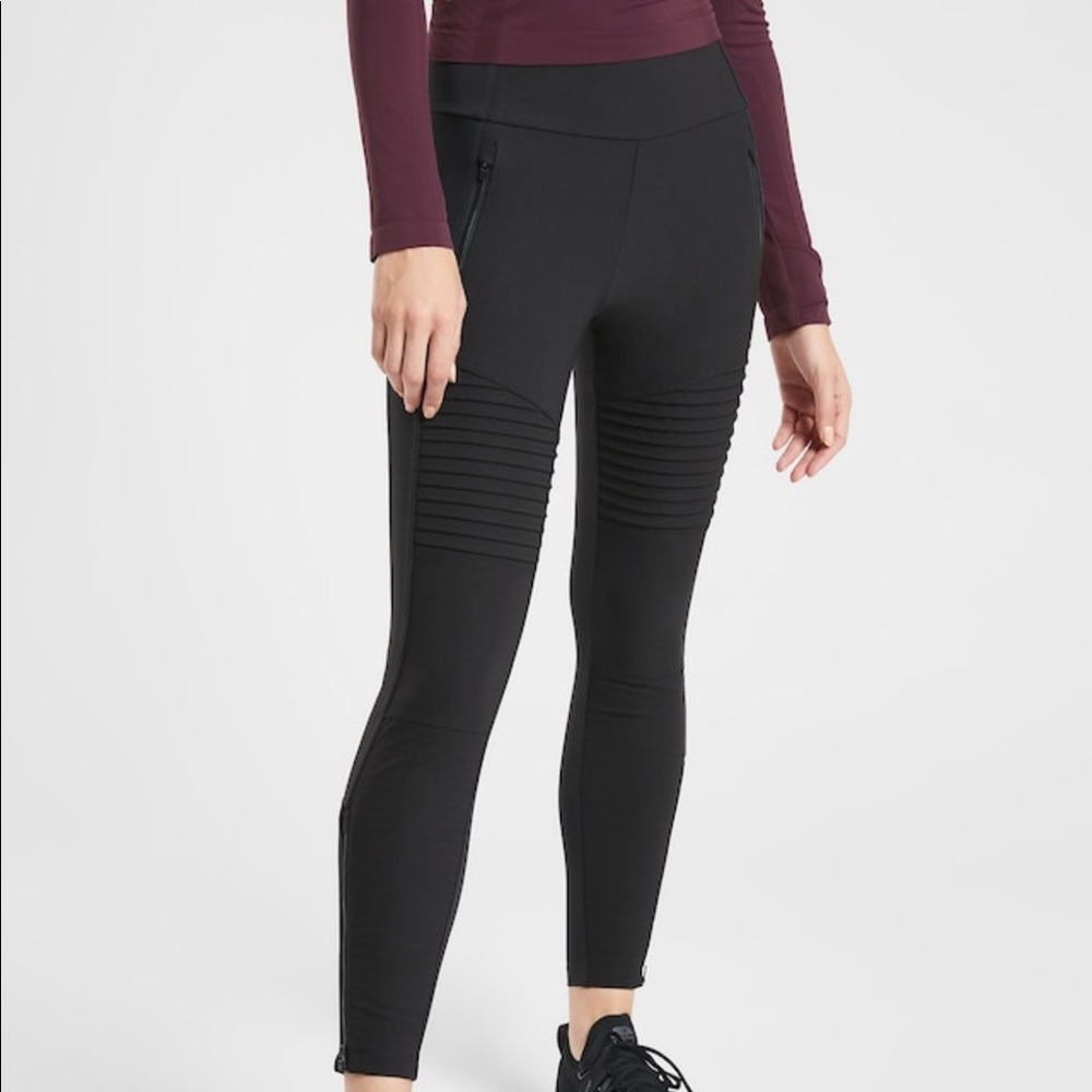 Athleta Black Headlands Hybrid Motto Tight